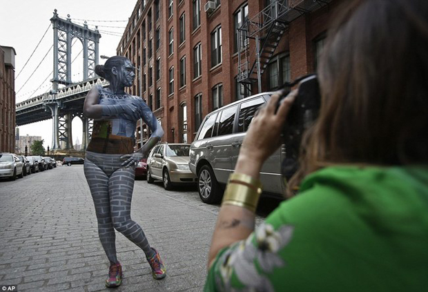 FF_bodypaint_TrinaMerry_kunst_08