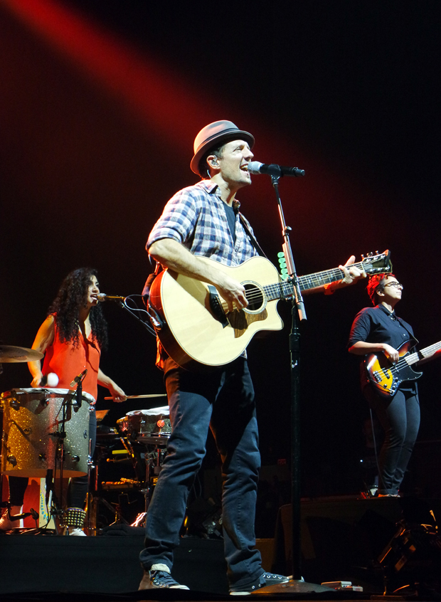 FF_EvelienOerlemans_JasonMraz_RainingJane_Carre_2014_01